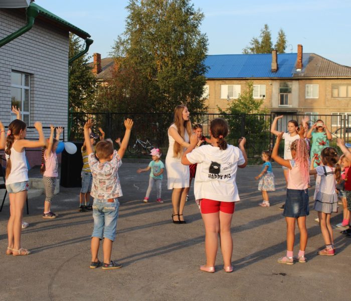 Скоро осень, за окнами август…