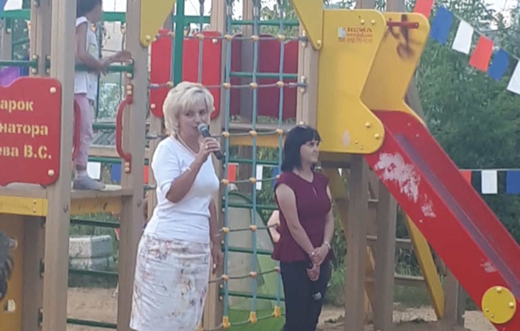 Скоро осень, за окнами август…
