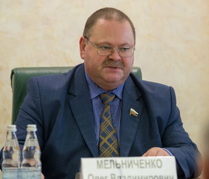 О. Мельниченко: Принят первый из двух важных законов по упрощению процедуры представления муниципальными депутатами сведений о доходах
