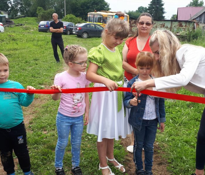 В д. Андреевка Суворовского района  открыта детская площадка