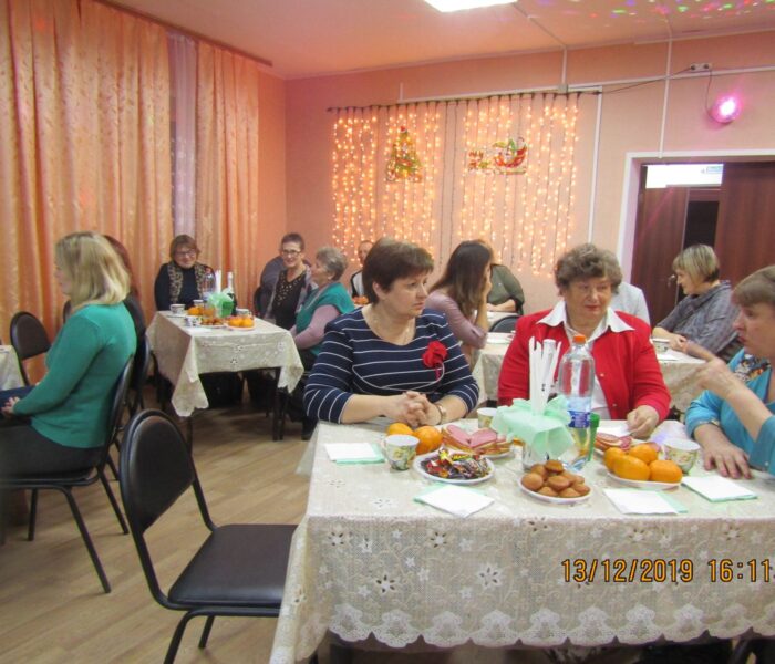 В Головеньковском Доме Культуры прошла развлекательная новогодняя программа «Ларец новогодних чудес»