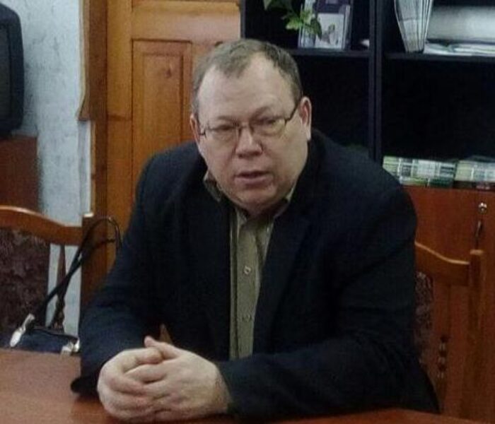 Поздравляем Михайлина Олега Петровича, заместителя главы администрации муниципального образования Кимовский район, с Днем рождения!
