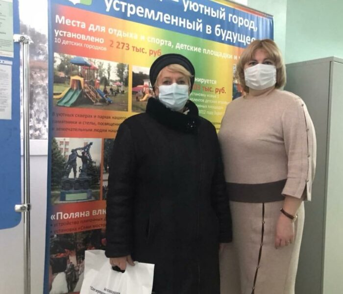Ассоциация «СМО Тульской области» передала подарки к 8 марта руководителям ТОС и сельским старостам