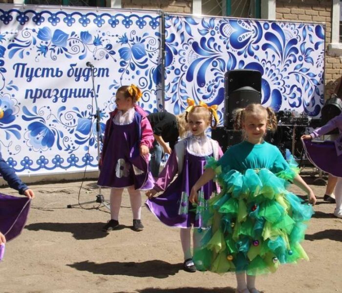 Новый сквер «В гостях у сказки»! ТОС «Ширинский» реализовал проект-победитель конкурса Фонда президентских грантов