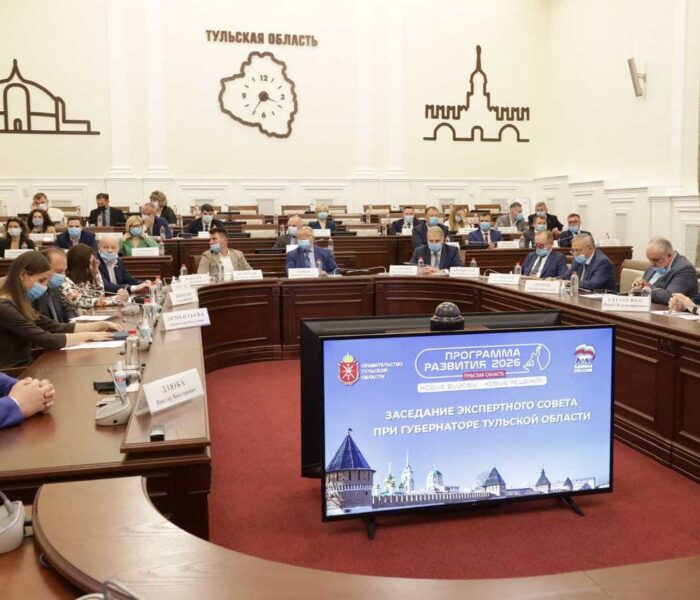 Борис Воловатов предложил создавать межквартальные общественные пространства и поддерживать молодежные проекты «Народного бюджета»